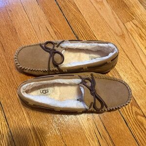 UGG Dakota Slippers - Women’s Size 11
